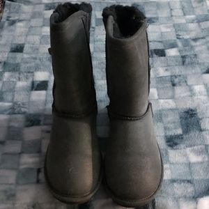 Bearpaw boots